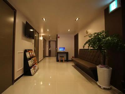 โรงแรมเดอะ สเตย์ มย็องดง โรงแรม
